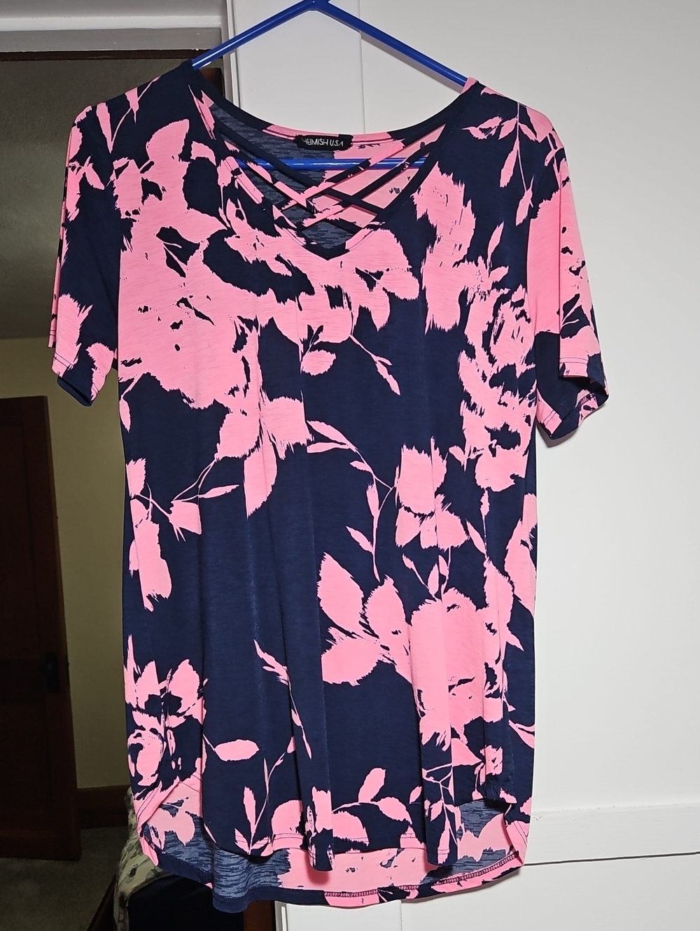 Heimish USA Navy Blue & Pink Floral Short-Sleeve Top Blouse